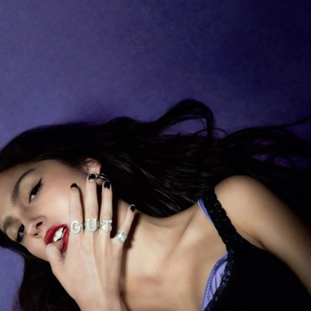 Olivia Rodrigo - Vampire