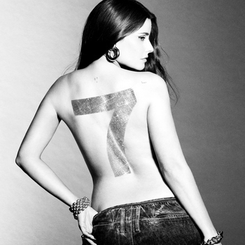 Nelly Furtado - Take Me Down