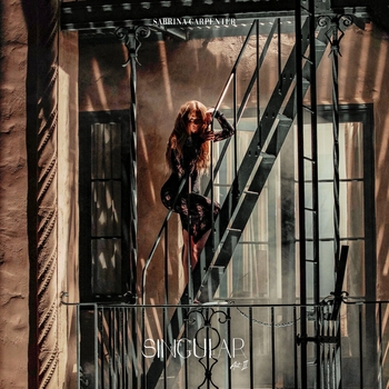 Sabrina Carpenter - Looking at Me (Singular Act II. 2019)