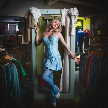 Eileen Alister - Pretty Girl Thriller