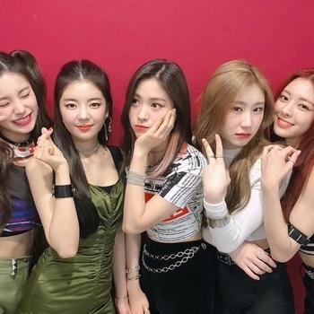 Itzy - Motto