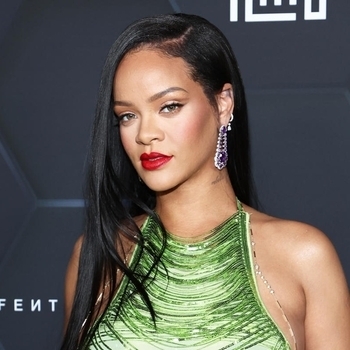 Rihanna - Only Girl (In The World)