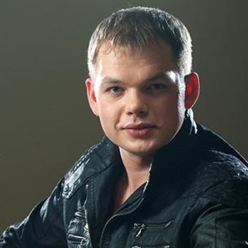 Артист Алексей Брянцев 