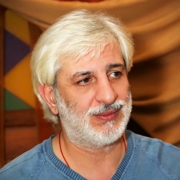 Ефрем Амирамов - Дом на колесах