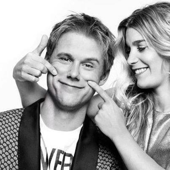 Armin Van Buuren feat. Ana Criado - Suddenly Summer (Heatbeat Radio Edit)