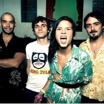 Bomba Estéreo - Fuego