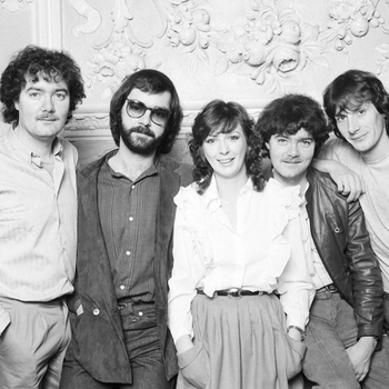 Máire Brennan - Against The Wind