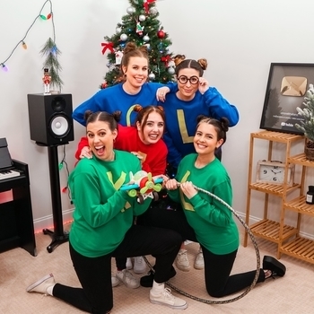 Cimorelli - Santa Claus Is Coming To Town