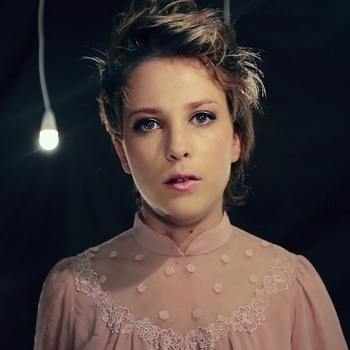 Emma Louise - Braces (Vs Head Vs Heart 2013)