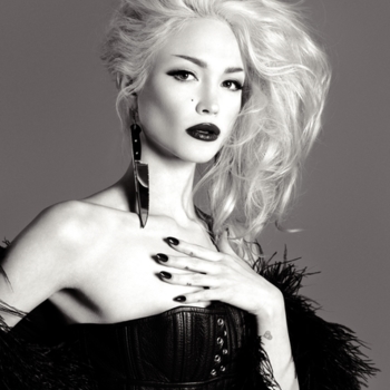 Ivy Levan - Carol Of The Bells (Single 2015)