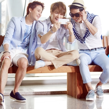 Jyj feat Flowsik - I Love You (The Beginning 2010)