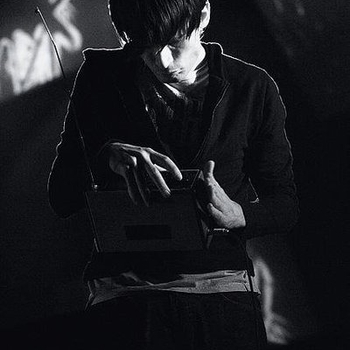 Jonny Greenwood - いい子だから黙ってて