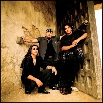 Los Lonely Boys - I Never Met A Woman