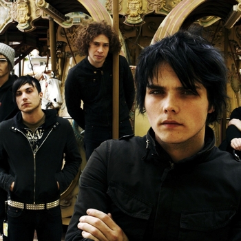 My Chemical Romance - Cemetery Drive (Three Cheers for Sweet Revenge 2004)