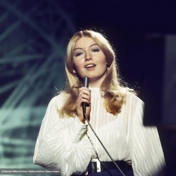 Mary Hopkin and Morgan Visconti, Jessica Lee Morgan - Iesu Faban