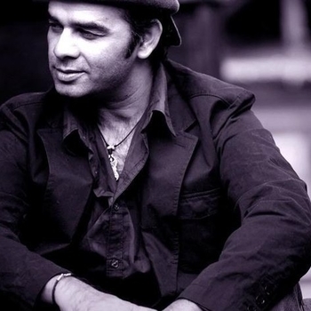 Shankar Ehsaan Loy feat Mohit Chauhan, Shreya Ghoshal, Neuman Pinto - Achha Lagta Hai (Саундтрек из фильма "Aarakshan")