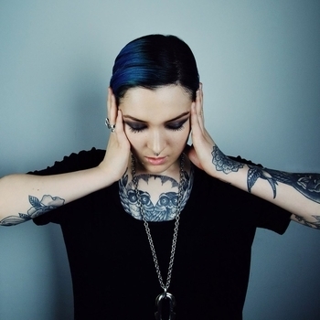 Maya Jane Coles and Nadine Shah - Blame
