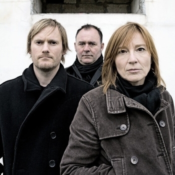 Portishead - Deep Water