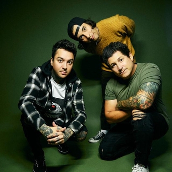 Pierce the Veil - May These Noises Startle You In Your Sleep Tonight (Collide with the Sky 2012)