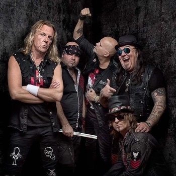 Pretty Maids - A Place In The Night (The Album Box 2010)