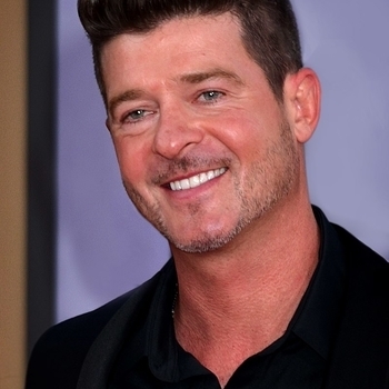 Robin Thicke and Kendrick Lamar - Give It 2 U (Blurred Lines 2013)