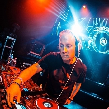 Robbie Rivera, Tom Staar - The Funkatron (Record mix)