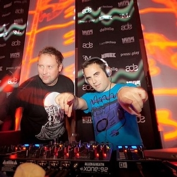 Umek & Beltek - Back in the Race