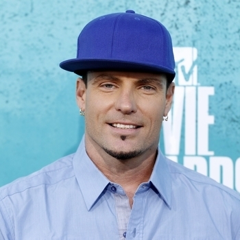 Vanilla Ice - Ice Ice Baby (Remix)