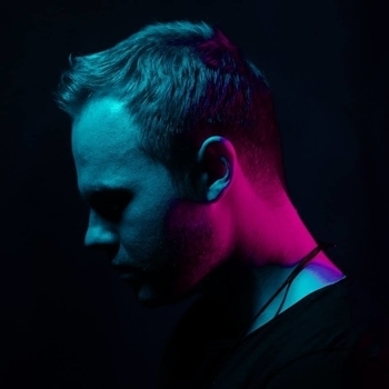Eddie feat Voicians - Night Runners (Новинки 2021)