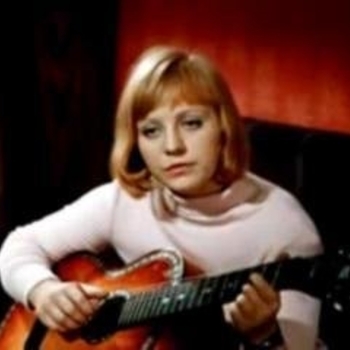 Светлана Крючкова - Из строгого, стройного Храма