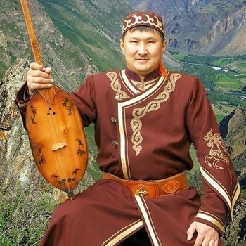 Урмат Ынтаев - Тилгирек коомей