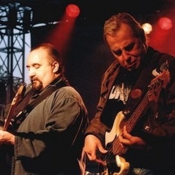 Blues Mobile Band - Helpless Without You (Out In The Blue 1995)