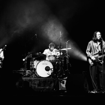 Big Head Todd And The Monsters - Black Beehive