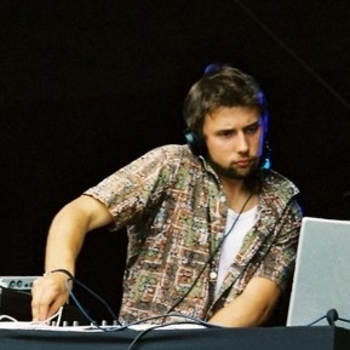 Bonar Bradberry - 3two5 (Mario Basanov Remix)