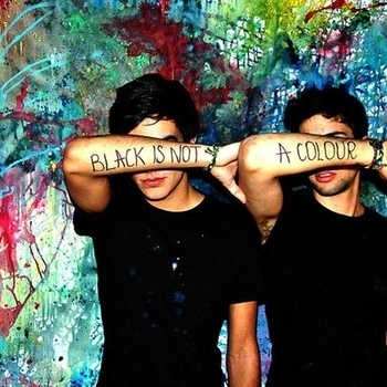 Black Is Not A Colour - 20 Dollars (Original Mix) [good.ringtones]
