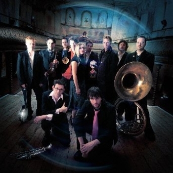 Bellowhead - Roll The Woodpile Down
