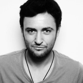 Brioski - Black Russian (Alogic Freq remix) → http://vk.com/elite_music_box