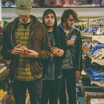 Cloud Nothings - Strange Year