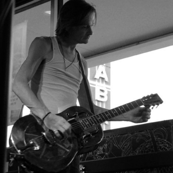 Chris Whitley - Kick The Stones
