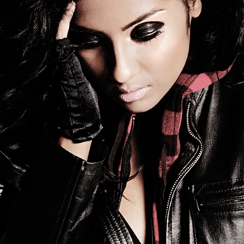 Candice Pillay - Smooches (Feat. Kelly Rowland)