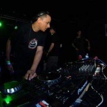 Eazy, MC Traumatik - Evil Entites (Original Mix)