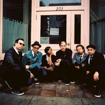 Fitz and The Tantrums - Sweet Dreams (Are Made of This)