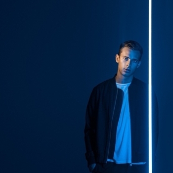 Flume ft. Kai - Never Be Like You
