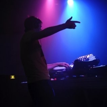 D-Ranged - Get Shift (Far Too Loud Remix)