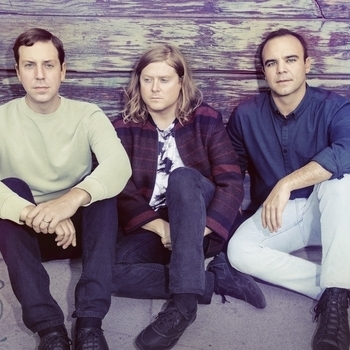 Future Islands - Sail