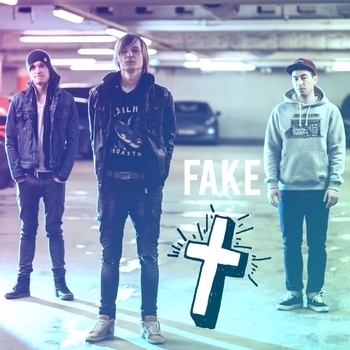 Fake - Donna rouge