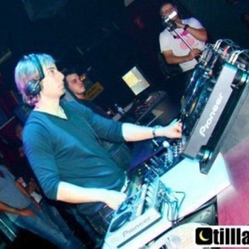 Francesco Diaz & Young Rebels - When I'M Thinking Of You (Avicii Remix)