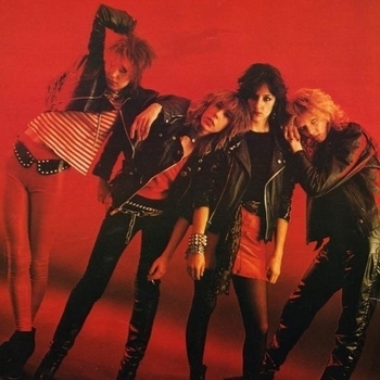 Girlschool - Bomber