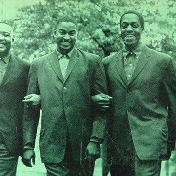 Gene Harris & The Three Sounds - Sittin' Duck