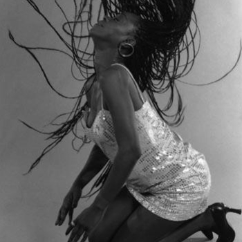Geraldine Hunt - It Doesn't Only Happen At Nigh